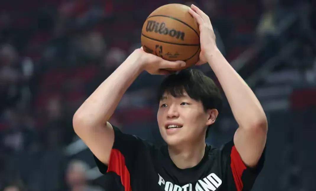 关于赛地聚焦:CBA季后赛加时末段热度飙升,孟菲斯灰熊调整名单,话题不断,纪律约束更严格的信息 关于赛地聚焦:CBA季后赛加时末段热度飙升,孟菲斯灰熊调整名单,话题不断,纪律约束更严格的信息