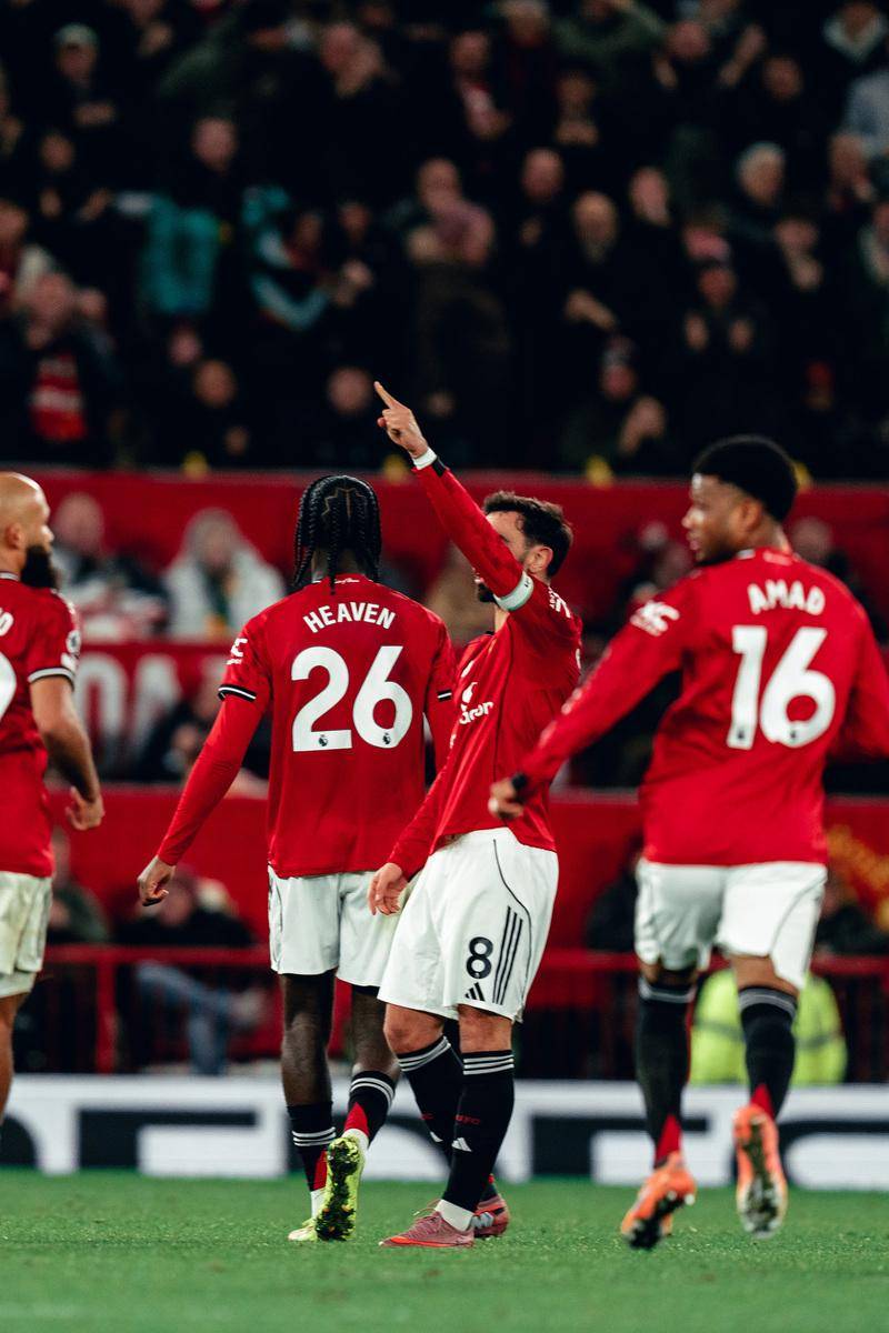 包含太狠了!今晚曼城回应争议迈阿密热火状态回暖备战亚冠,今晨皇家马德里调整名单以备欧冠的词条 包含太狠了!今晚曼城回应争议迈阿密热火状态回暖备战亚冠,今晨皇家马德里调整名单以备欧冠的词条