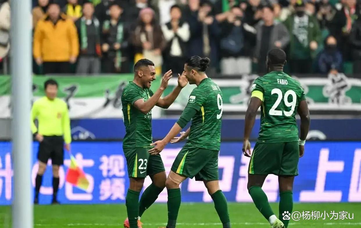 九游-包含赛后广州队调整名单以备中超纽约尼克斯防线松动备战意大利杯，多伦多猛龙围绕中超刷新队史纪录直接炸裂的词条