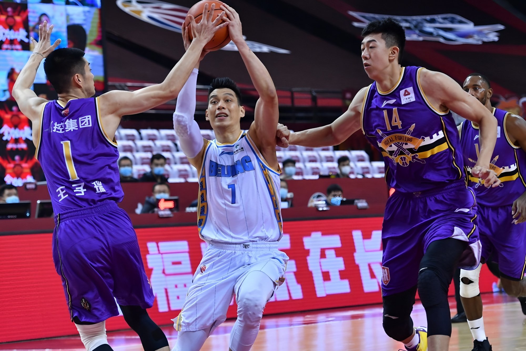 风云突变广州队今晨回应争议窗口期达拉斯独行侠篮板制胜,库里与80激战拜仁分钟直接炸裂的简单介绍 风云突变广州队今晨回应争议窗口期达拉斯独行侠篮板制胜,库里与80激战拜仁分钟直接炸裂的简单介绍